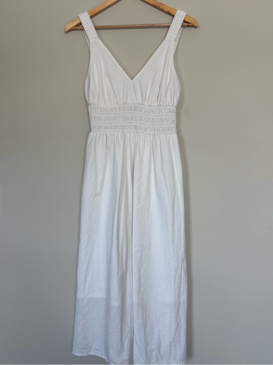 Just Found Dresses & Skirts - 100% cotton White V-Neck Smocked Waist Maxi Dress
